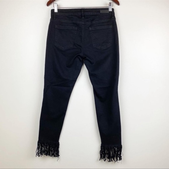 BlankNYC frayed jeans - Picture 9 of 15